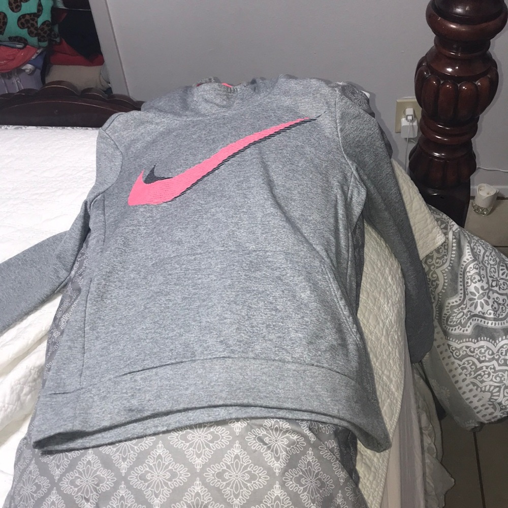 nike kids size xl hoodie